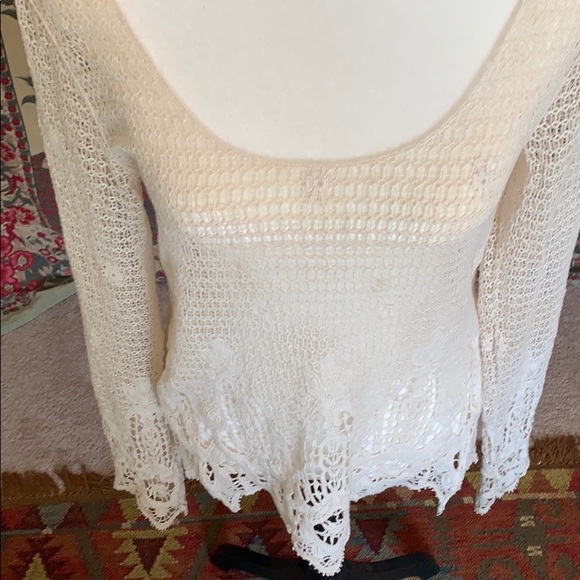 Urban Outfitters Macrame Crochet Style Top XS/S - Picture 4 of 5
